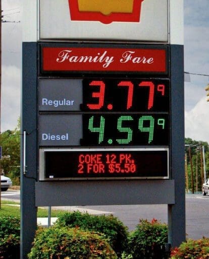 Led Gas Price Sign & Led Screen 12 alt="LED Gas Price Sign displaying fuel prices at gas station"