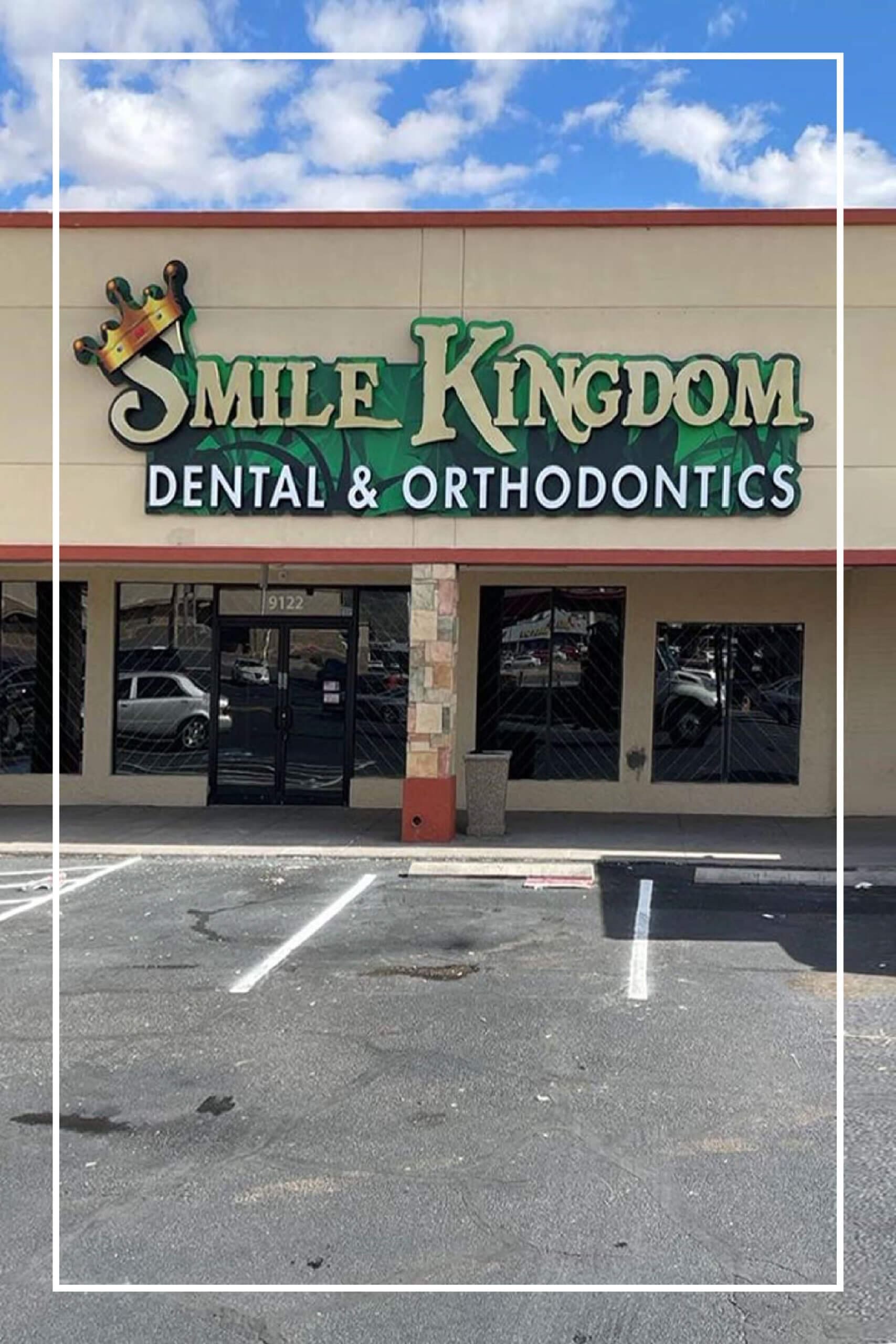 sign all pics 08 scaled